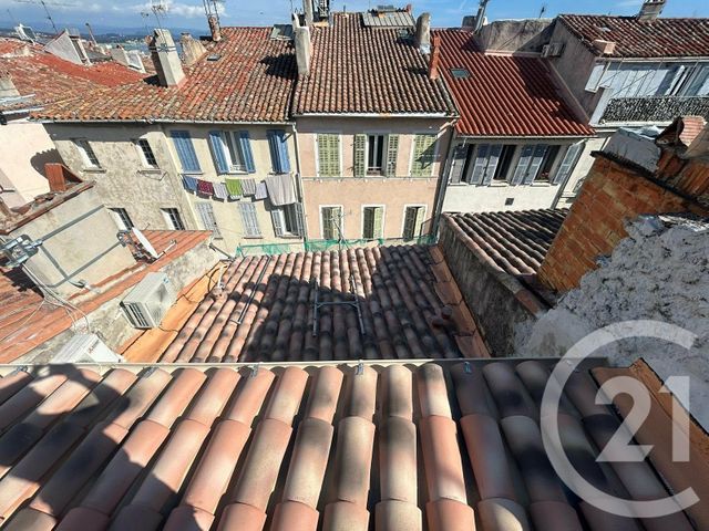 Appartement F1 à vendre - 1 pièce - 29.6 m2 - LA CIOTAT - 13 - PROVENCE-ALPES-COTE-D-AZUR - Century 21 Ouest Immo