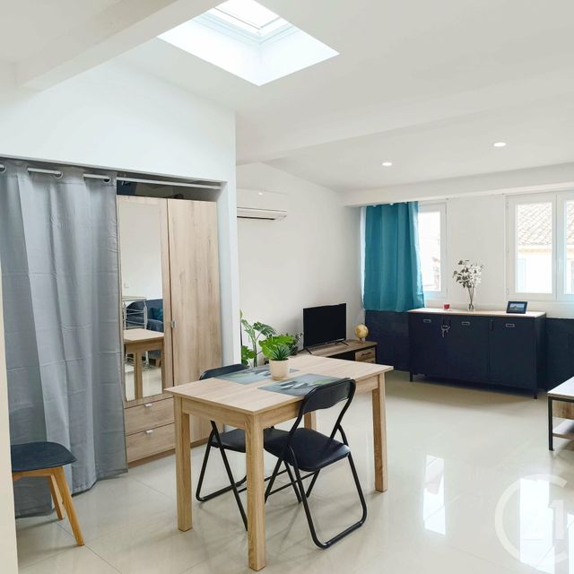 Appartement F1 à vendre - 1 pièce - 29.6 m2 - LA CIOTAT - 13 - PROVENCE-ALPES-COTE-D-AZUR - Century 21 Ouest Immo