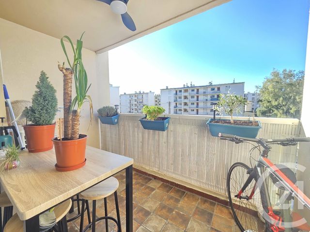 Appartement T3 à vendre - 3 pièces - 62.53 m2 - LA SEYNE SUR MER - 83 - PROVENCE-ALPES-COTE-D-AZUR - Century 21 Ouest Immo