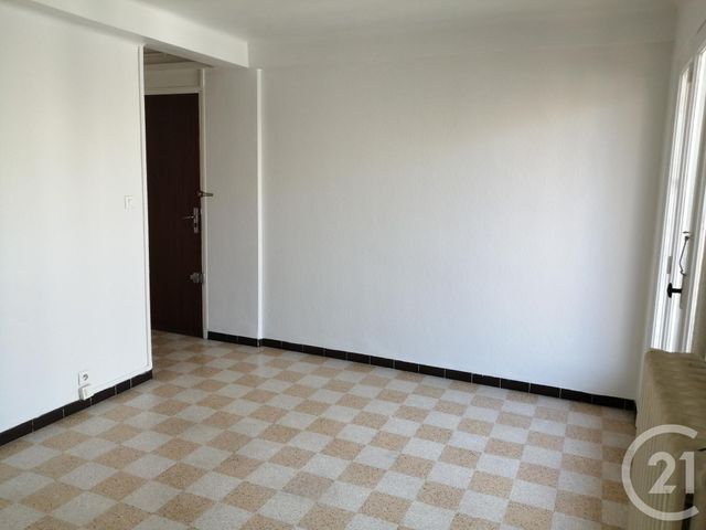 Appartement à louer - 2 pièces - 38.0 m2 - TOULON - 83 - PROVENCE-ALPES-COTE-D-AZUR - Century 21 Ouest Immo