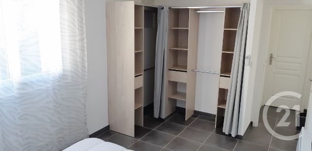 Appartement T4 à vendre - 4 pièces - 65.21 m2 - TOULON - 83 - PROVENCE-ALPES-COTE-D-AZUR - Century 21 Ouest Immo