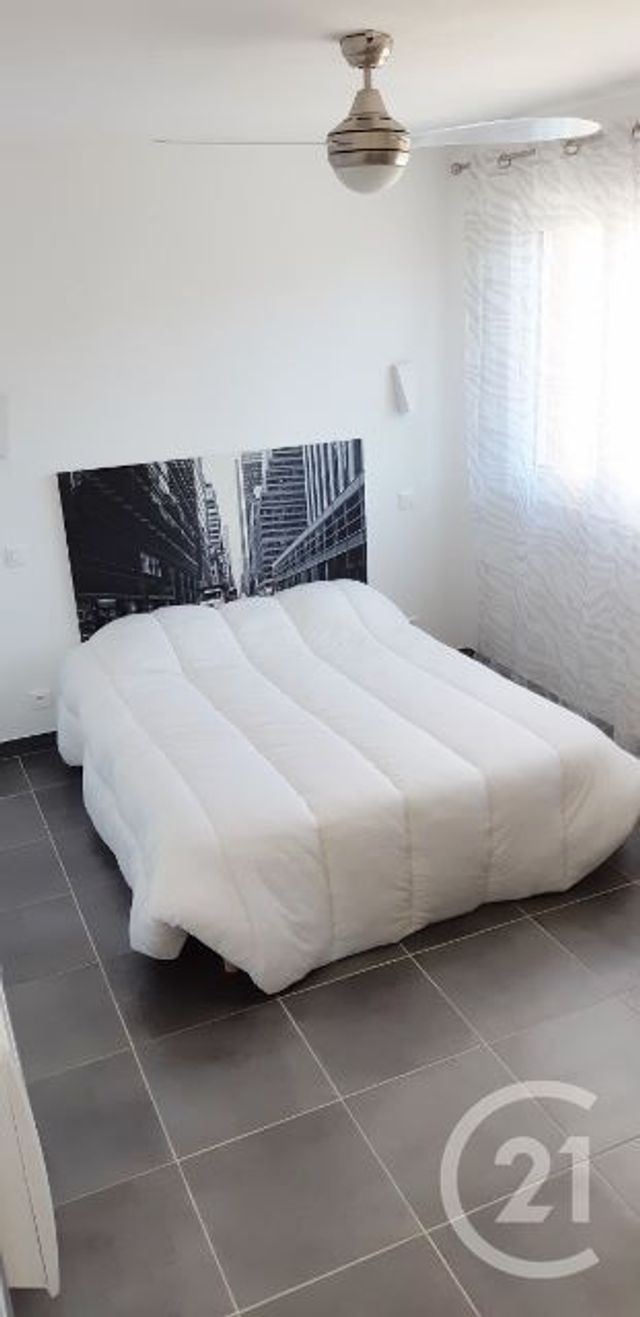 Appartement T4 à vendre - 4 pièces - 65.21 m2 - TOULON - 83 - PROVENCE-ALPES-COTE-D-AZUR - Century 21 Ouest Immo