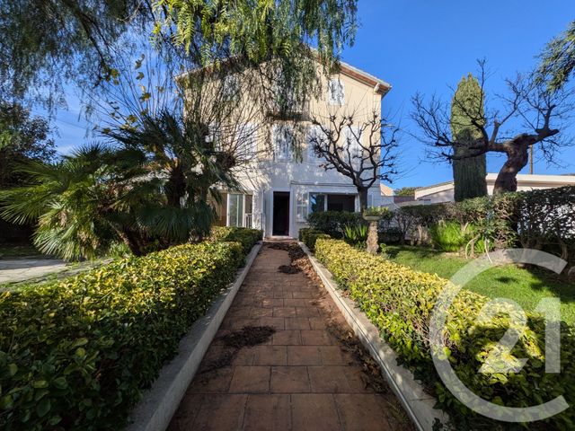 maison - TOULON - 83