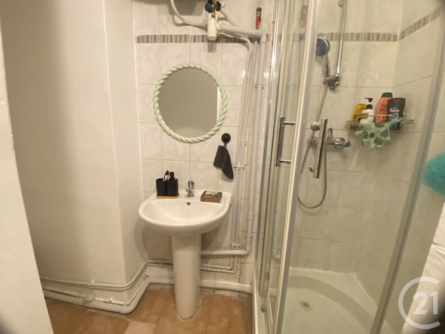 Appartement F1 à vendre - 1 pièce - 21.0 m2 - TOULON - 83 - PROVENCE-ALPES-COTE-D-AZUR - Century 21 Ouest Immo