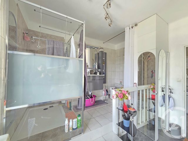 Appartement F5 à vendre - 5 pièces - 85.0 m2 - TOULON - 83 - PROVENCE-ALPES-COTE-D-AZUR - Century 21 Ouest Immo