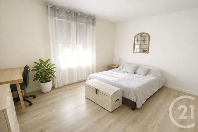 Appartement F3 à vendre - 3 pièces - 76.0 m2 - TOULON - 83 - PROVENCE-ALPES-COTE-D-AZUR - Century 21 Ouest Immo