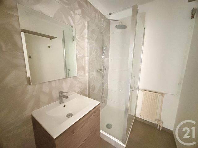 Appartement F4 à vendre - 4 pièces - 70.0 m2 - TOULON - 83 - PROVENCE-ALPES-COTE-D-AZUR - Century 21 Ouest Immo