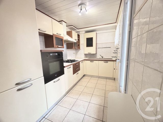 Appartement T4 à vendre - 4 pièces - 68.0 m2 - TOULON - 83 - PROVENCE-ALPES-COTE-D-AZUR - Century 21 Ouest Immo