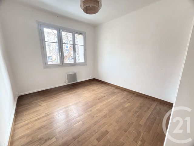 Appartement T4 à vendre - 4 pièces - 68.0 m2 - TOULON - 83 - PROVENCE-ALPES-COTE-D-AZUR - Century 21 Ouest Immo