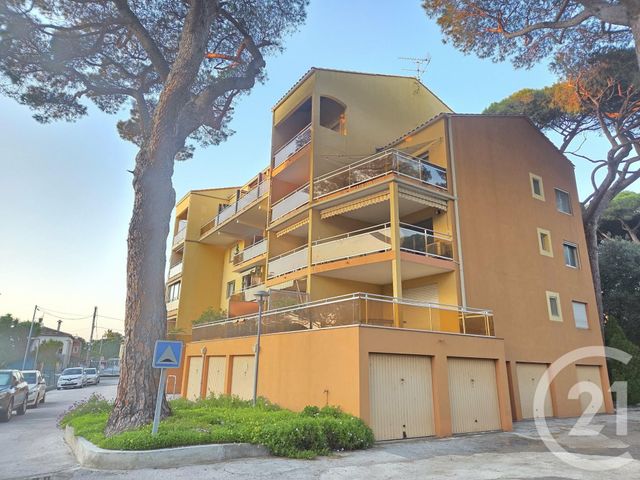 Appartement F1 à vendre - 1 pièce - 25.5 m2 - HYERES - 83 - PROVENCE-ALPES-COTE-D-AZUR - Century 21 Ouest Immo
