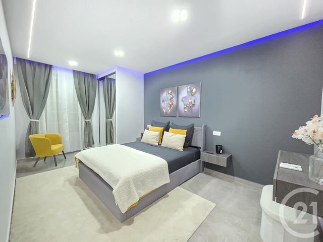 Appartement T3 à vendre - 3 pièces - 64.3 m2 - TOULON - 83 - PROVENCE-ALPES-COTE-D-AZUR - Century 21 Ouest Immo