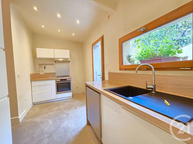 Appartement à vendre - 2 pièces - 40.0 m2 - TOULON - 83 - PROVENCE-ALPES-COTE-D-AZUR - Century 21 Ouest Immo