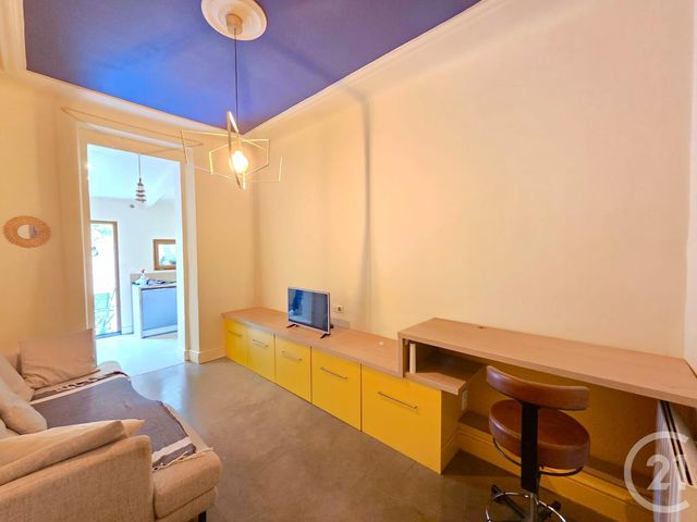 Appartement à vendre - 2 pièces - 40.0 m2 - TOULON - 83 - PROVENCE-ALPES-COTE-D-AZUR - Century 21 Ouest Immo