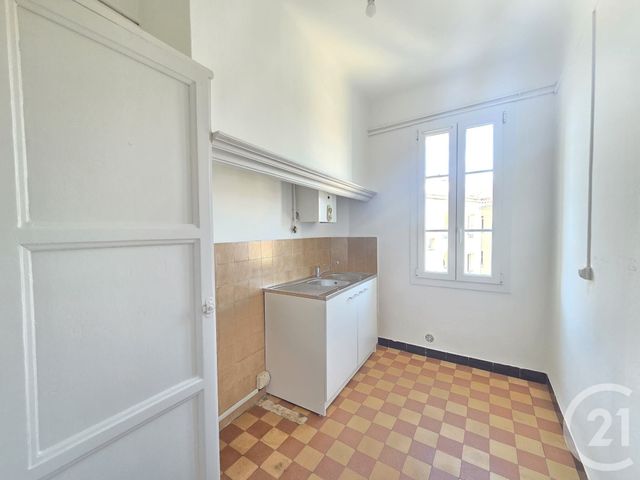 Appartement T3 à vendre - 3 pièces - 56.0 m2 - TOULON - 83 - PROVENCE-ALPES-COTE-D-AZUR - Century 21 Ouest Immo
