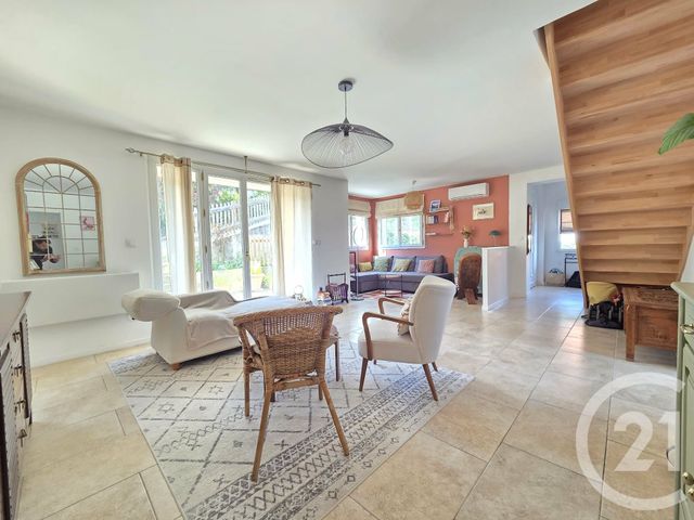 maison - TOULON - 83