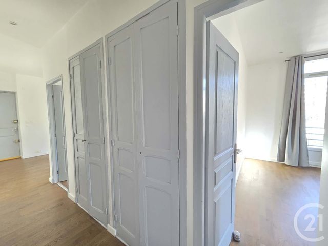 Appartement T3 à vendre - 3 pièces - 57.33 m2 - TOULON - 83 - PROVENCE-ALPES-COTE-D-AZUR - Century 21 Ouest Immo