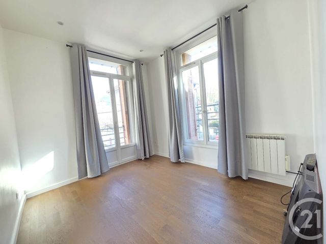 Appartement T3 à vendre - 3 pièces - 57.33 m2 - TOULON - 83 - PROVENCE-ALPES-COTE-D-AZUR - Century 21 Ouest Immo