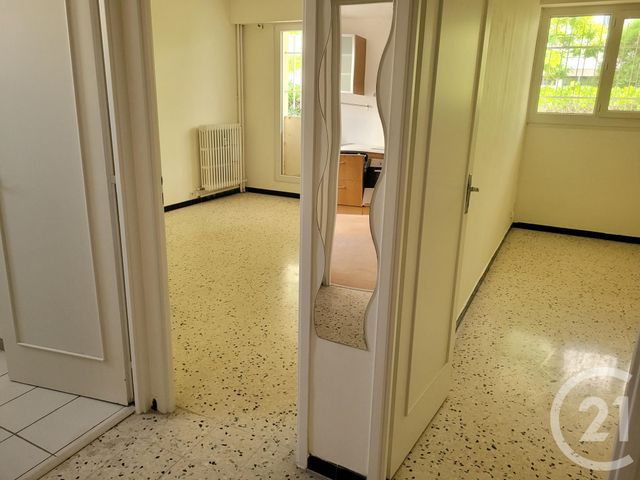 Appartement T2 à louer - 2 pièces - 49.84 m2 - TOULON - 83 - PROVENCE-ALPES-COTE-D-AZUR - Century 21 Ouest Immo