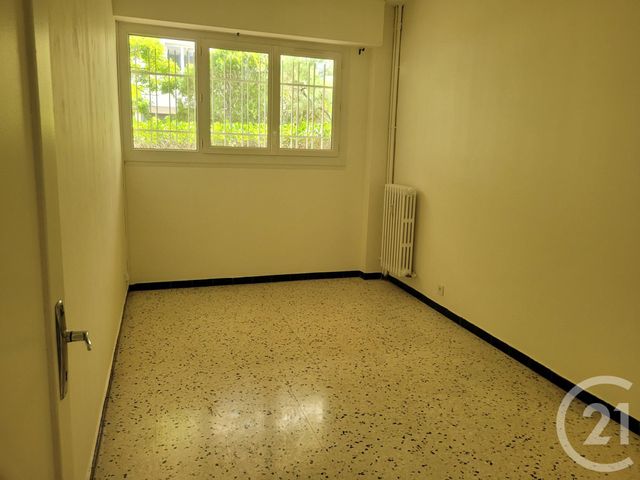 Appartement T2 à louer - 2 pièces - 49.84 m2 - TOULON - 83 - PROVENCE-ALPES-COTE-D-AZUR - Century 21 Ouest Immo