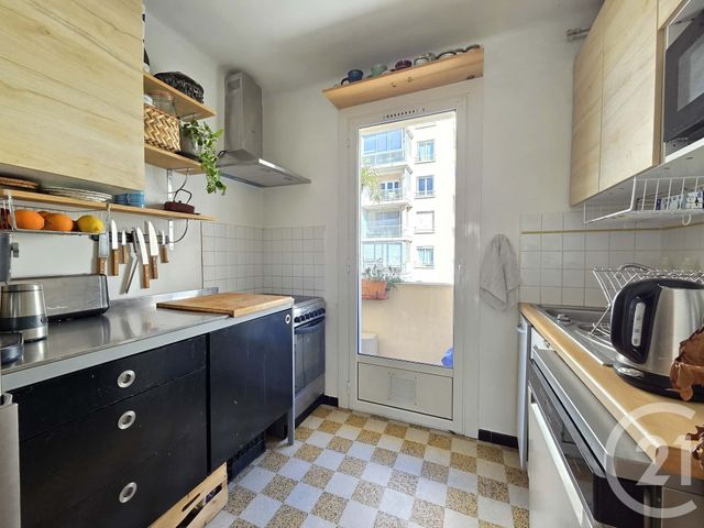 Appartement T3 à vendre - 3 pièces - 50.91 m2 - TOULON - 83 - PROVENCE-ALPES-COTE-D-AZUR - Century 21 Ouest Immo