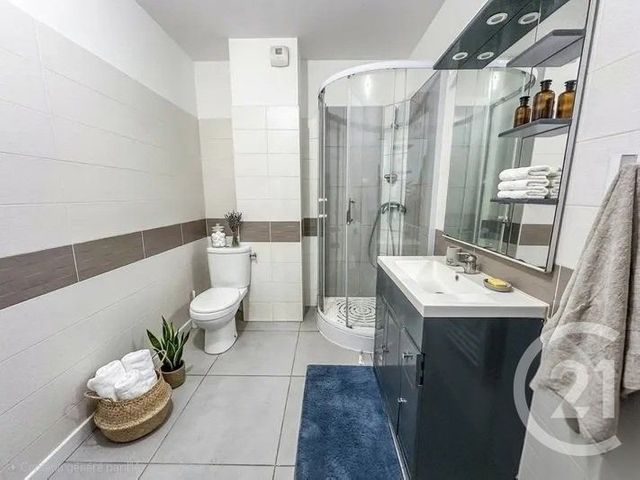 Appartement F2 à vendre - 2 pièces - 47.0 m2 - TOULON - 83 - PROVENCE-ALPES-COTE-D-AZUR - Century 21 Ouest Immo