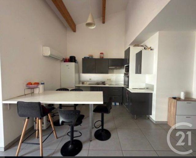 Appartement F2 à vendre - 2 pièces - 47.0 m2 - TOULON - 83 - PROVENCE-ALPES-COTE-D-AZUR - Century 21 Ouest Immo