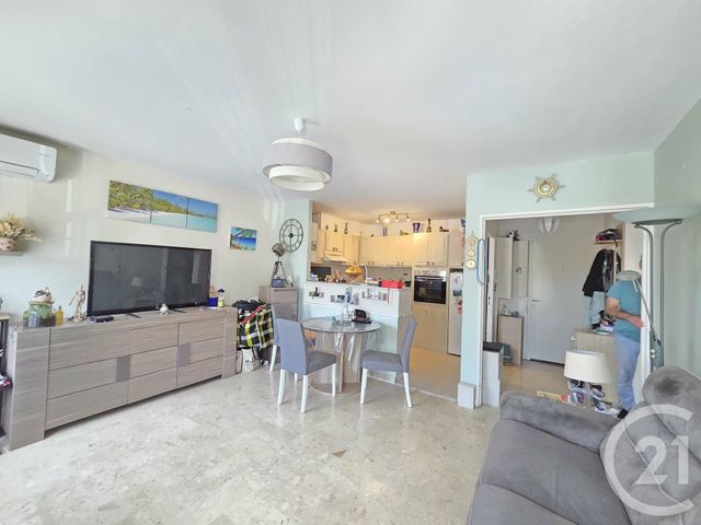 Appartement T2 à vendre - 2 pièces - 45.62 m2 - TOULON - 83 - PROVENCE-ALPES-COTE-D-AZUR - Century 21 Ouest Immo