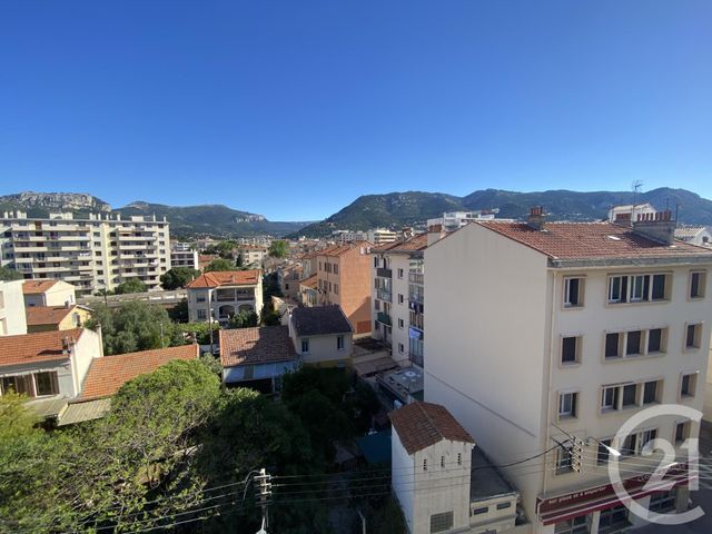 Appartement à louer - 3 pièces - 72.0 m2 - TOULON - 83 - PROVENCE-ALPES-COTE-D-AZUR - Century 21 Ouest Immo