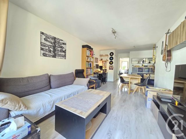 Appartement T3 à vendre - 3 pièces - 64.87 m2 - TOULON - 83 - PROVENCE-ALPES-COTE-D-AZUR - Century 21 Ouest Immo