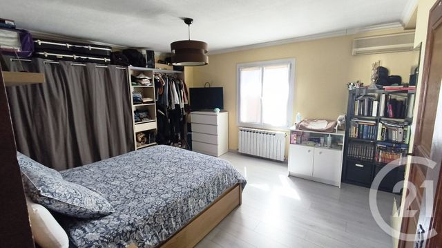 Appartement T4 à vendre - 4 pièces - 106.41 m2 - TOULON - 83 - PROVENCE-ALPES-COTE-D-AZUR - Century 21 Ouest Immo