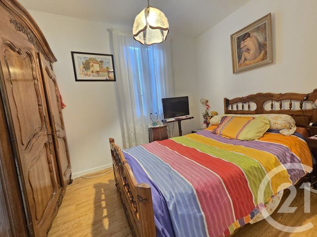 Appartement F3 bis à vendre - 3 pièces - 73.72 m2 - SIX FOURS LES PLAGES - 83 - PROVENCE-ALPES-COTE-D-AZUR - Century 21 Ouest Immo