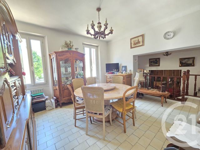 Appartement F3 bis à vendre - 3 pièces - 73.72 m2 - SIX FOURS LES PLAGES - 83 - PROVENCE-ALPES-COTE-D-AZUR - Century 21 Ouest Immo