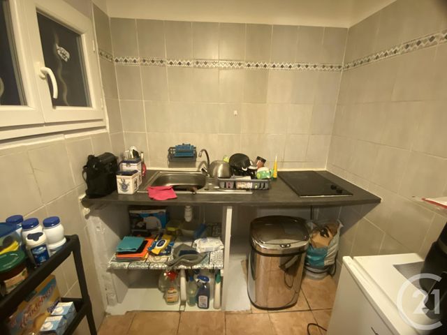 Appartement T4 à vendre - 4 pièces - 71.0 m2 - TOULON - 83 - PROVENCE-ALPES-COTE-D-AZUR - Century 21 Ouest Immo