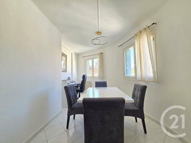 Appartement F4 à vendre - 4 pièces - 60.0 m2 - TOULON - 83 - PROVENCE-ALPES-COTE-D-AZUR - Century 21 Ouest Immo