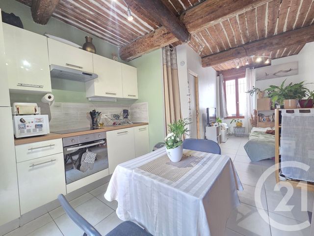 Appartement F1 à vendre - 1 pièce - 22.2 m2 - TOULON - 83 - PROVENCE-ALPES-COTE-D-AZUR - Century 21 Ouest Immo