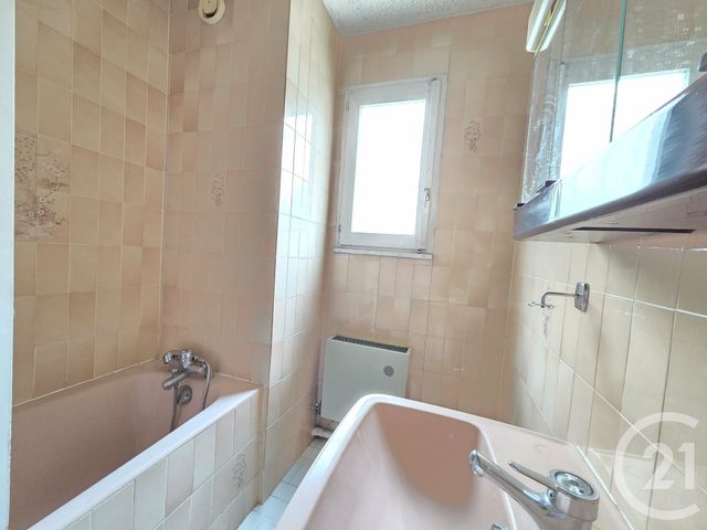 Appartement T5 à vendre - 5 pièces - 97.8 m2 - TOULON - 83 - PROVENCE-ALPES-COTE-D-AZUR - Century 21 Ouest Immo