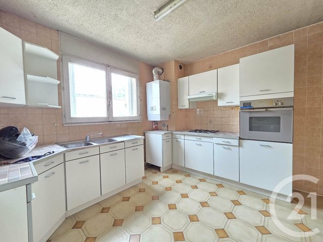 Appartement T5 à vendre - 5 pièces - 97.8 m2 - TOULON - 83 - PROVENCE-ALPES-COTE-D-AZUR - Century 21 Ouest Immo