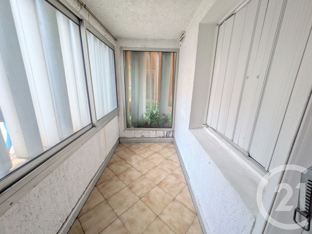 Appartement T3 à vendre - 3 pièces - 64.84 m2 - TOULON - 83 - PROVENCE-ALPES-COTE-D-AZUR - Century 21 Ouest Immo