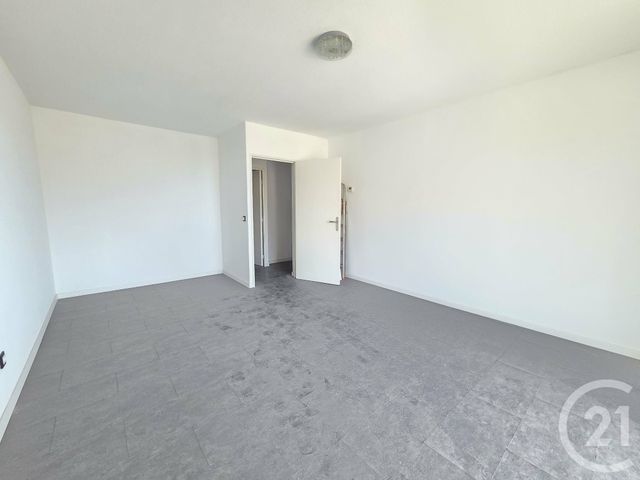 Appartement T3 à vendre - 3 pièces - 64.32 m2 - TOULON - 83 - PROVENCE-ALPES-COTE-D-AZUR - Century 21 Ouest Immo