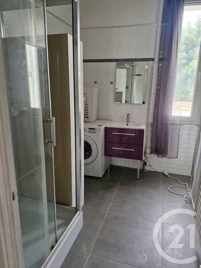 Appartement à louer - 2 pièces - 41.22 m2 - TOULON - 83 - PROVENCE-ALPES-COTE-D-AZUR - Century 21 Ouest Immo