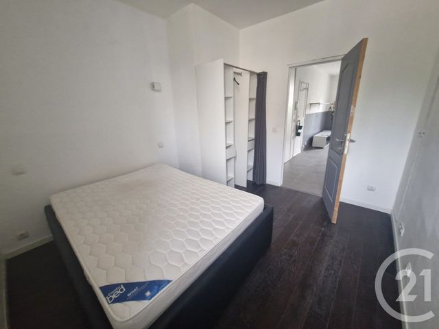 Appartement à louer - 2 pièces - 41.22 m2 - TOULON - 83 - PROVENCE-ALPES-COTE-D-AZUR - Century 21 Ouest Immo