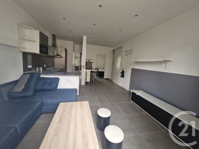 Appartement à louer - 2 pièces - 41.22 m2 - TOULON - 83 - PROVENCE-ALPES-COTE-D-AZUR - Century 21 Ouest Immo