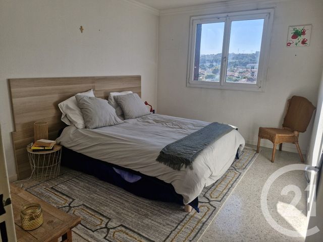 Appartement F5 à louer - 5 pièces - 101.6 m2 - TOULON - 83 - PROVENCE-ALPES-COTE-D-AZUR - Century 21 Ouest Immo