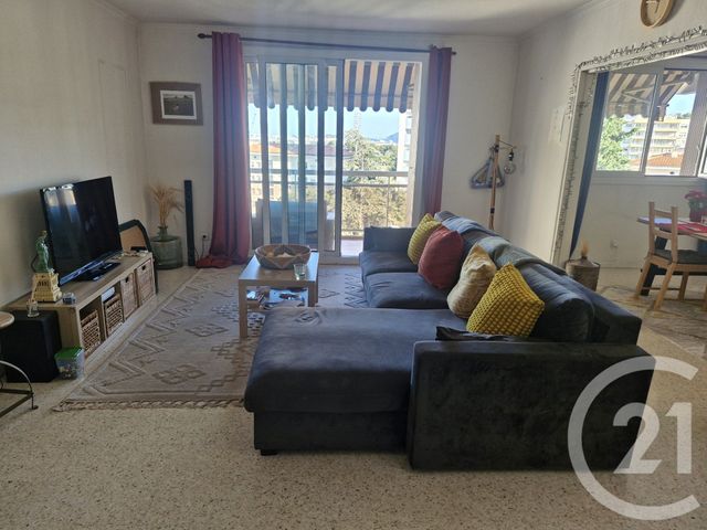 Appartement F5 à louer - 5 pièces - 101.6 m2 - TOULON - 83 - PROVENCE-ALPES-COTE-D-AZUR - Century 21 Ouest Immo