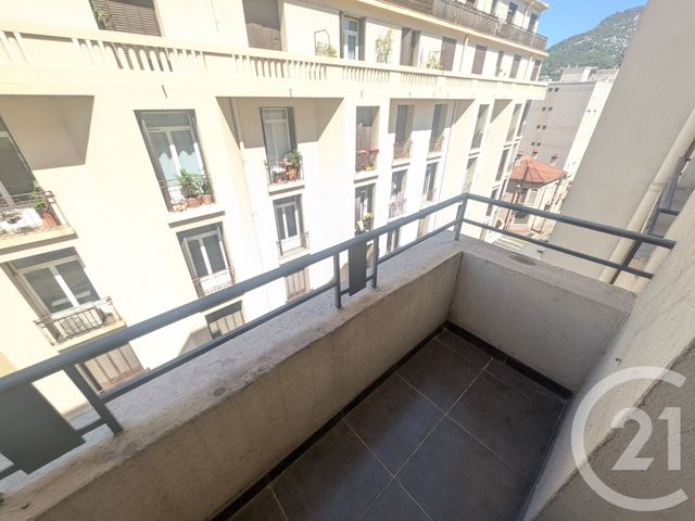Appartement T4 à vendre - 4 pièces - 73.25 m2 - TOULON - 83 - PROVENCE-ALPES-COTE-D-AZUR - Century 21 Ouest Immo