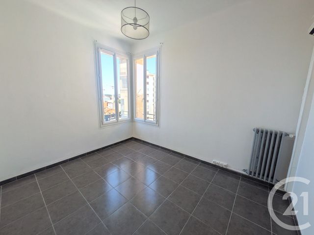 Appartement T4 à vendre - 4 pièces - 73.25 m2 - TOULON - 83 - PROVENCE-ALPES-COTE-D-AZUR - Century 21 Ouest Immo