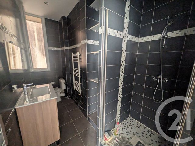 Appartement T4 à vendre - 4 pièces - 73.25 m2 - TOULON - 83 - PROVENCE-ALPES-COTE-D-AZUR - Century 21 Ouest Immo