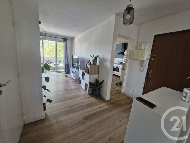 Appartement F2 à louer - 2 pièces - 52.0 m2 - TOULON - 83 - PROVENCE-ALPES-COTE-D-AZUR - Century 21 Ouest Immo