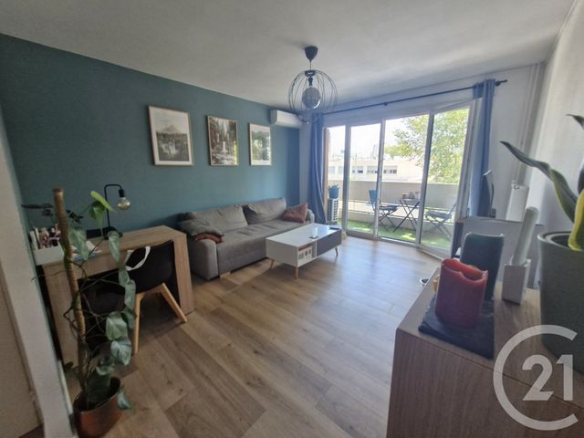 Appartement F2 à louer - 2 pièces - 52.0 m2 - TOULON - 83 - PROVENCE-ALPES-COTE-D-AZUR - Century 21 Ouest Immo