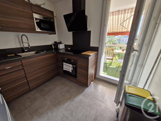 Appartement à louer - 2 pièces - 47.51 m2 - TOULON - 83 - PROVENCE-ALPES-COTE-D-AZUR - Century 21 Ouest Immo